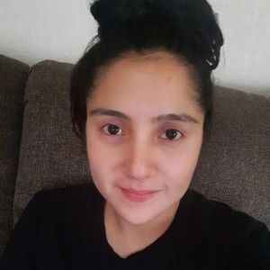 Meet your Posher, Desiree